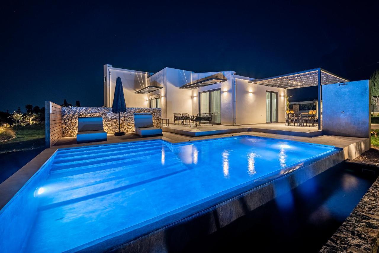 Campo Premium Stay Private Pool Villas Кос Екстериор снимка